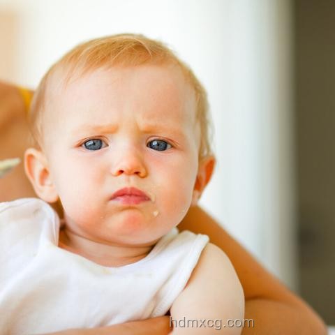 高蛋白过敏解析：云南女子案例与易引发过敏食物对比